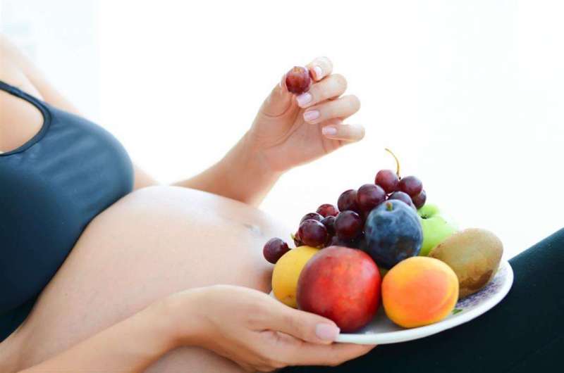 أهم الفواكه المغذية للسيدات الحوامل