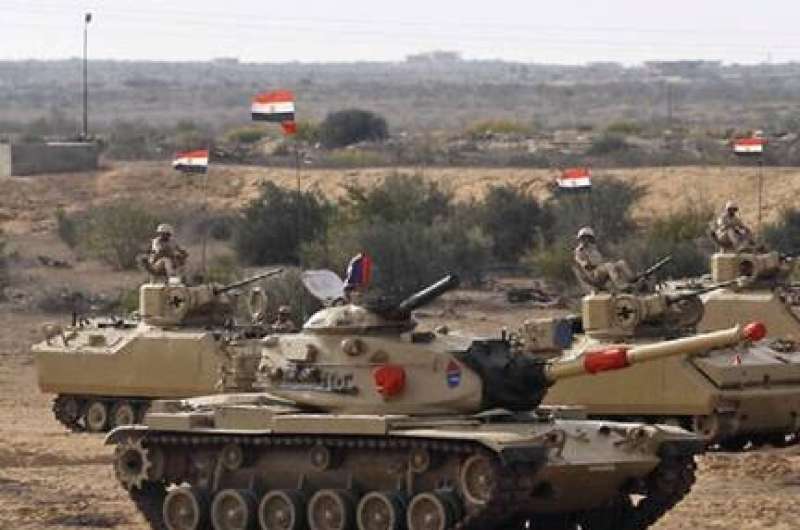 دبابات ومدراعات مصرية