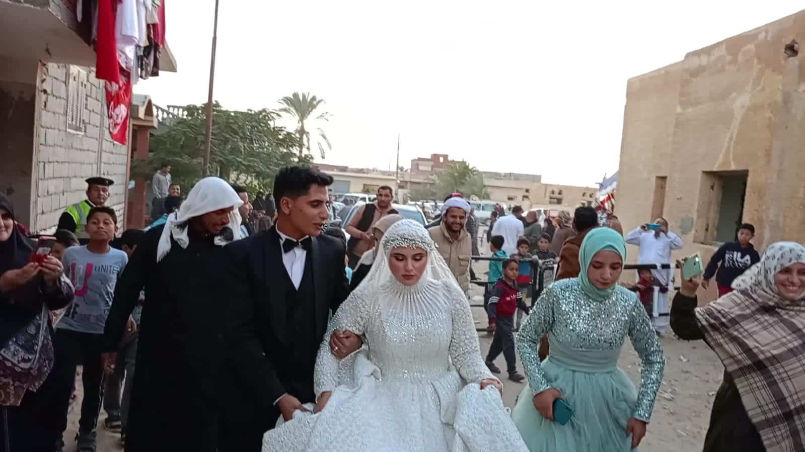 صورة عن عروسان شمال سيناء